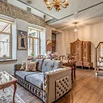 Apartman House Of Nobles With Personal Terrace In Uzupis Vilnius