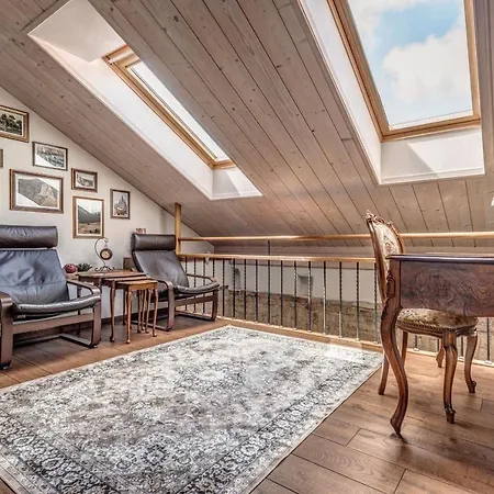 House Of Nobles With Personal Terrace In Uzupis דירה וילנה