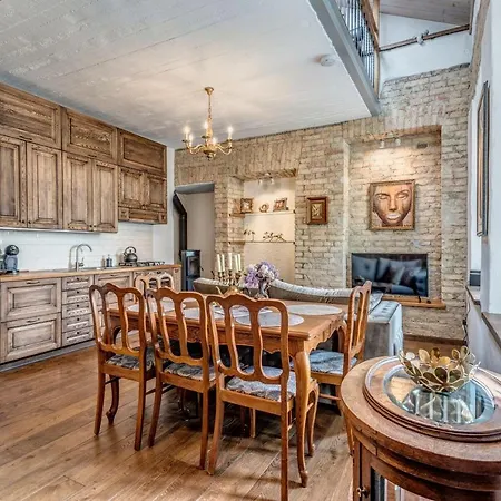 House Of Nobles With Personal Terrace In Uzupis Апартаменты Вильнюс
