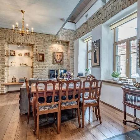House Of Nobles With Personal Terrace In Uzupis Apartment *