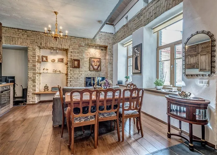 House Of Nobles With Personal Terrace In Uzupis Апартаменты *